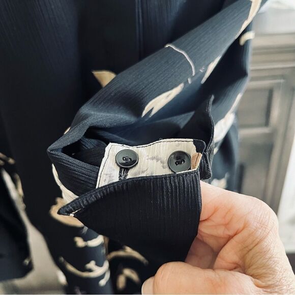 Vintage Christie & Jill Asian Buttoned Down Black Floral Blouse size Lg Grande - Picture 6 of 12